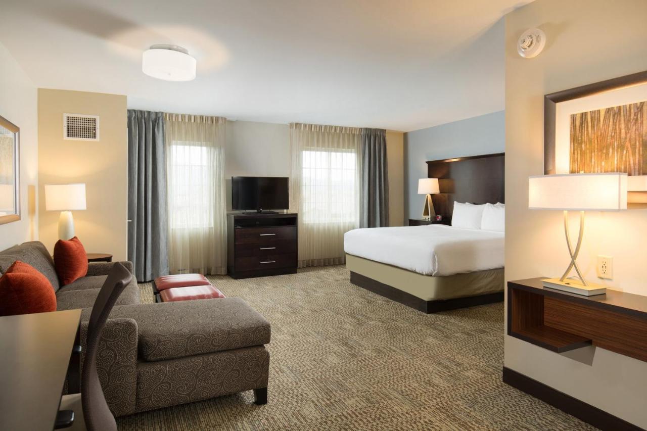 สเตย์บริดจ์ สวีท แชนด์เลอร์ Hotel ภายนอก รูปภาพ